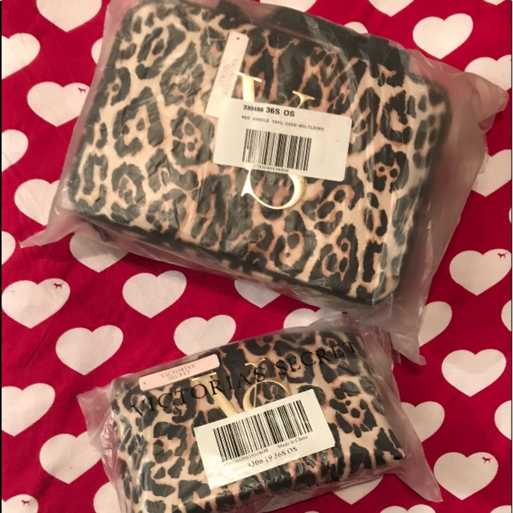 Victoria’s Secret makeup cases